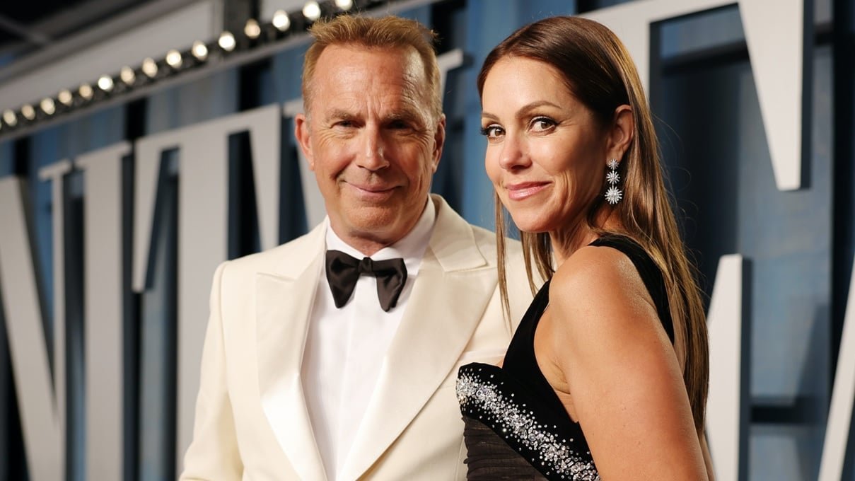 From Hollywood Partner to Independent Success: The Real Story Behind Cindy Costner’s Net Worth and Financial Journey